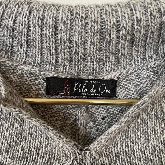 Peruvian Alpaca Wool Poncho Handmade - Picture 5 of 5